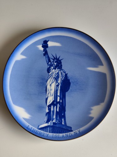 Liberty island - island, n.y.